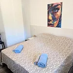 Appartement Liana Garden 3 *